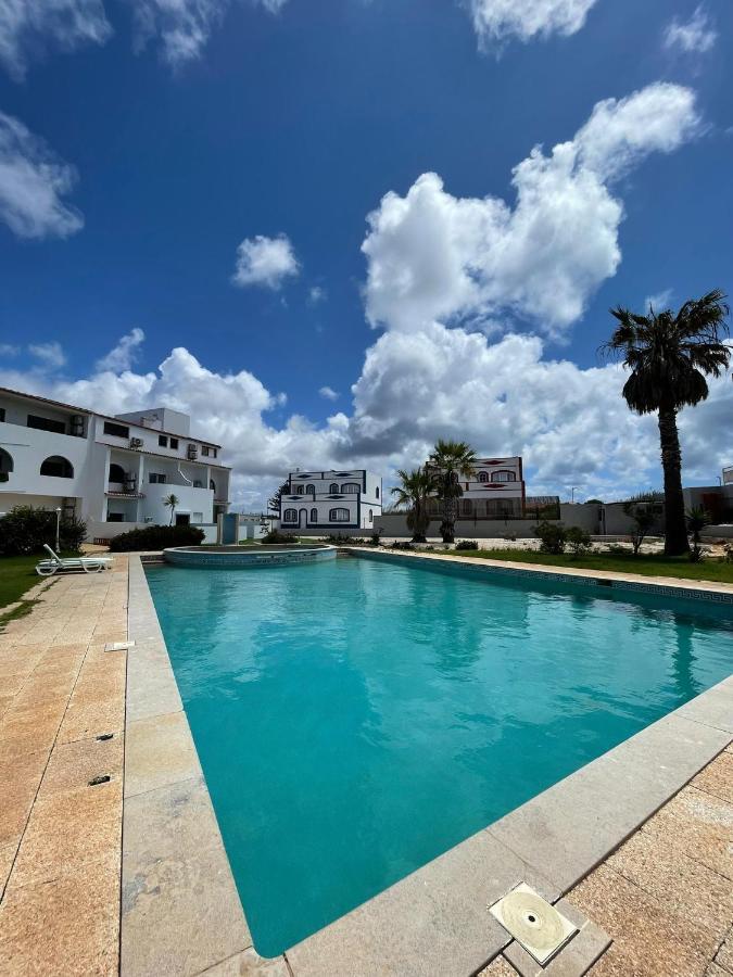 Oasis De Verao- 2 Bedrooms Flat With Swimming Pool Sagres